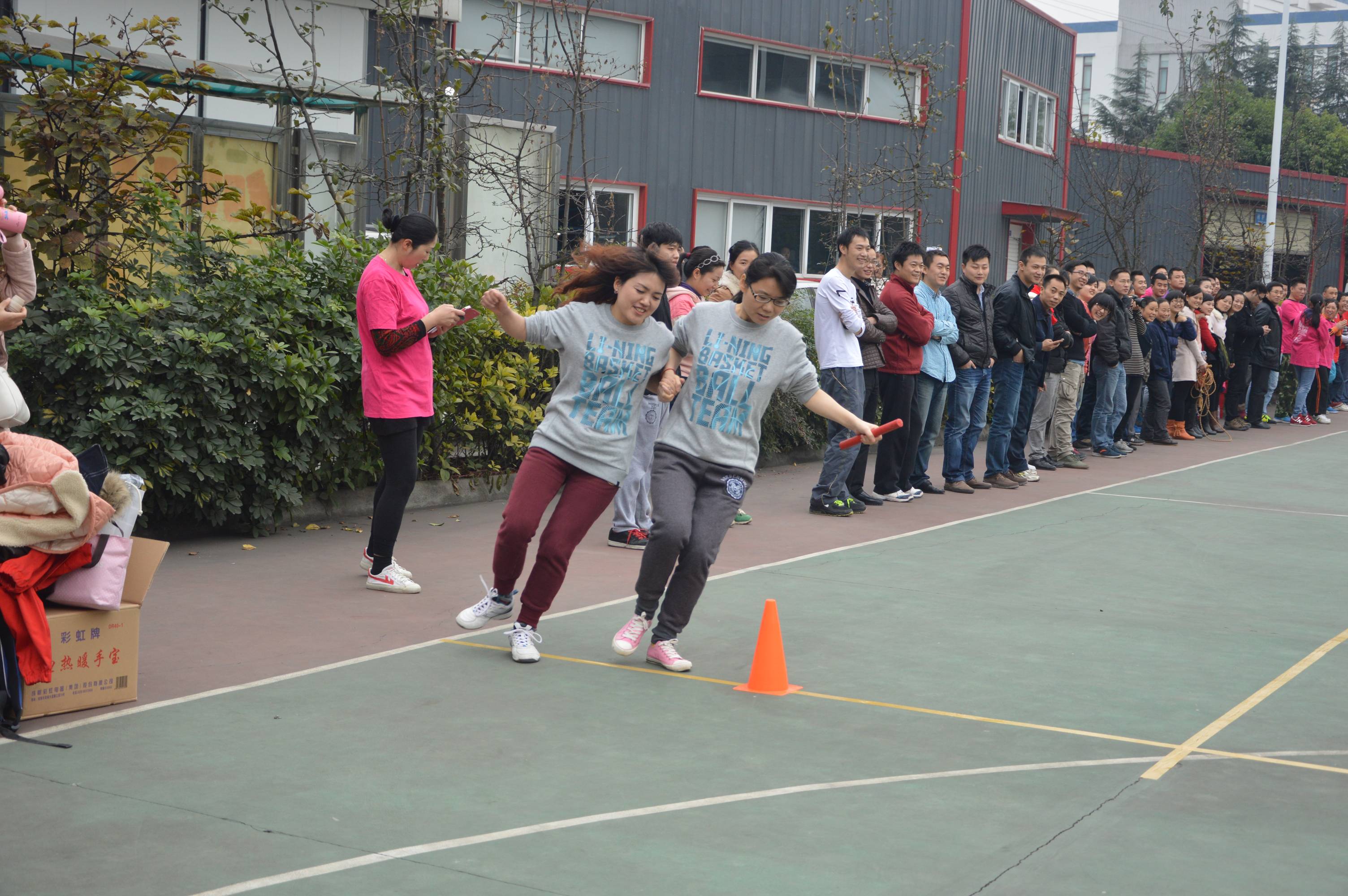 PG电子集团趣味活动现场